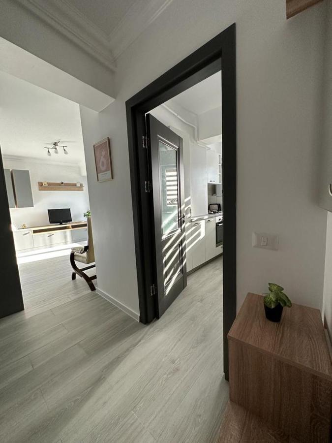 Luxury Studios Blvd. G. Enescu Suceava Eksteriør bilde