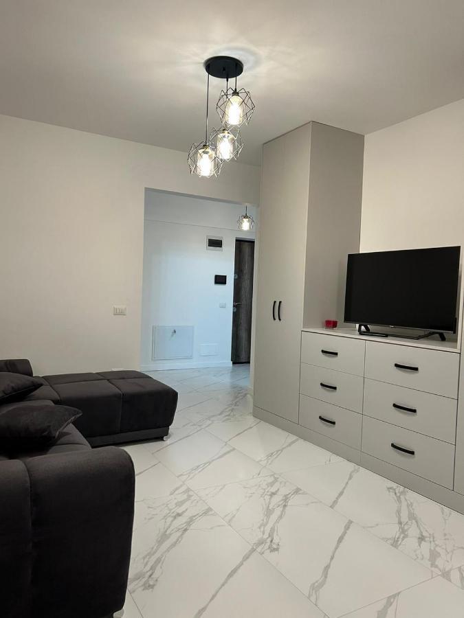 Luxury Studios Blvd. G. Enescu Suceava Eksteriør bilde